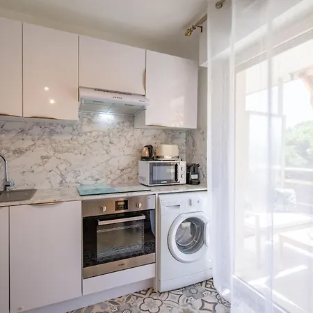 아파트 Le Riviera-2 By Interhome